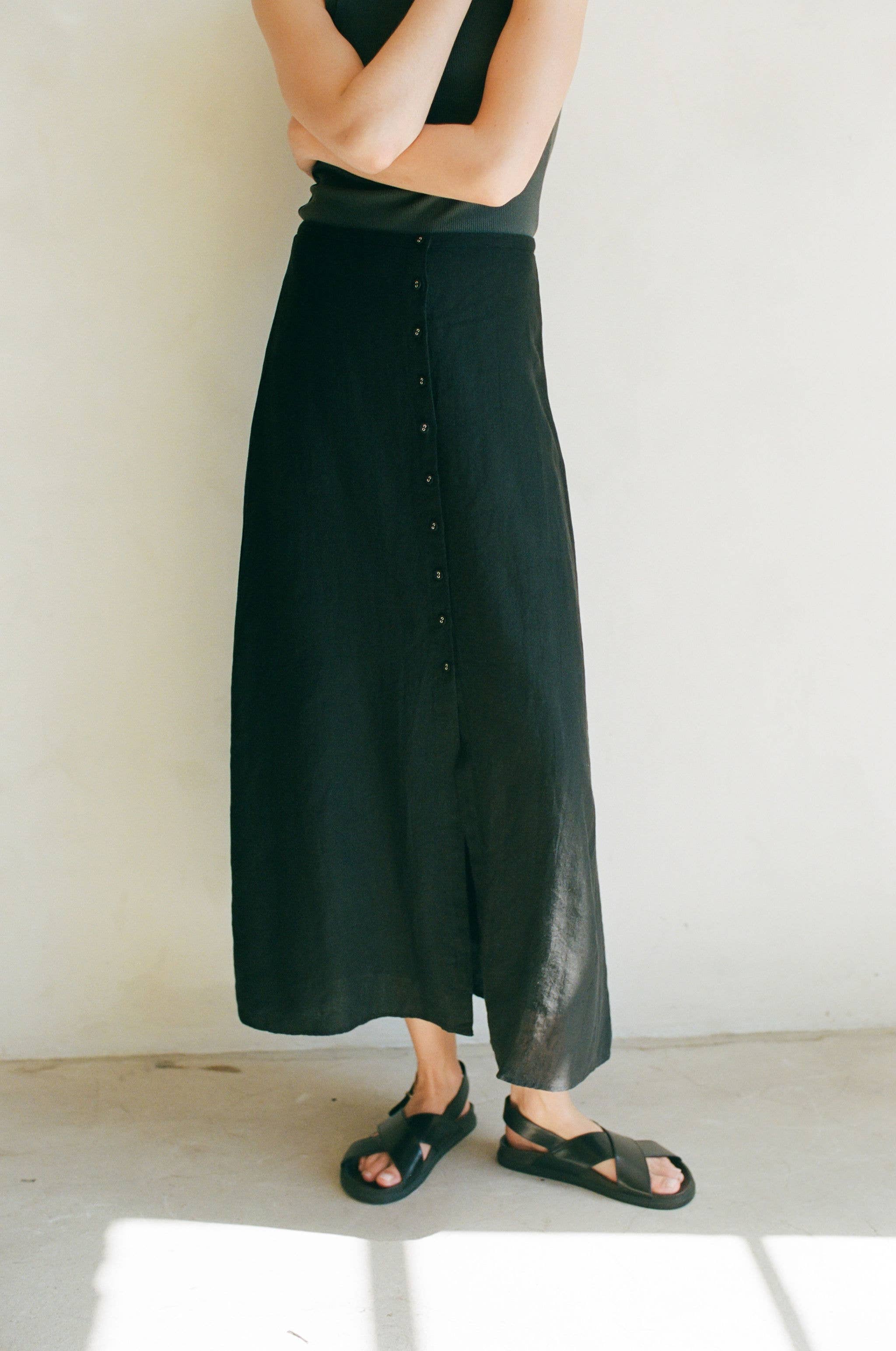 Savannah Woven Linen Skirt - Black